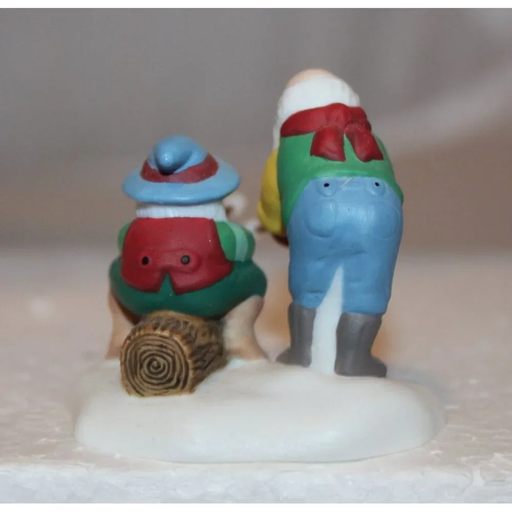 Dept 56 North Pole Village - Marshmallows Around the Campfire